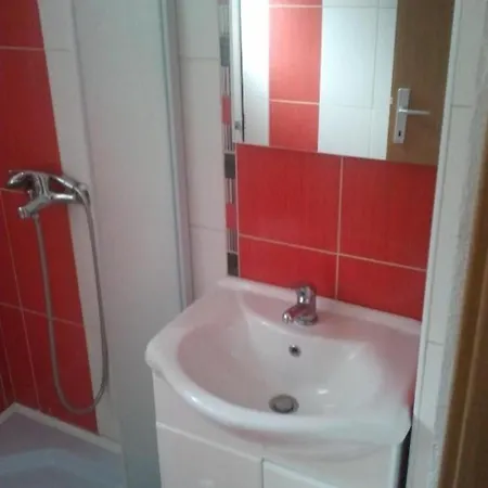 Sarita 2 Apartamento