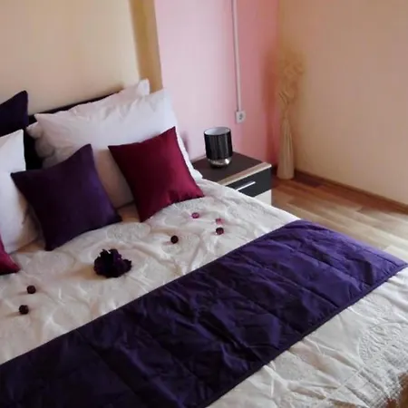 Sarita 2 Apartamento *