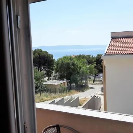 Apartamento Sarita 2 *