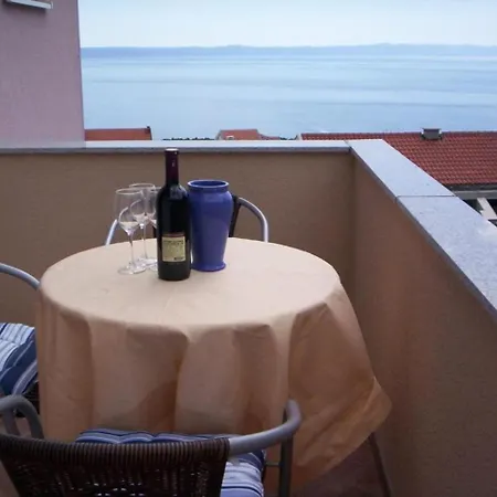 Sarita 2 * Makarska