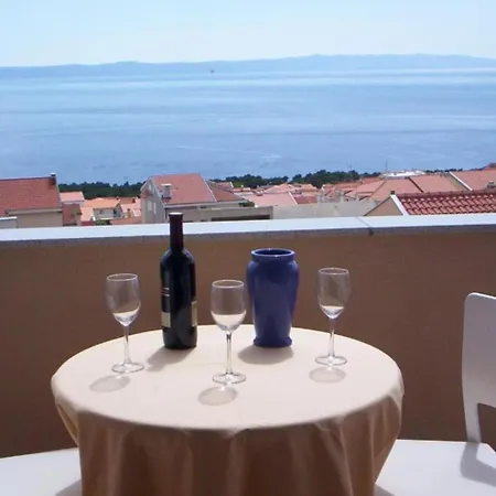 Sarita 2 Makarska