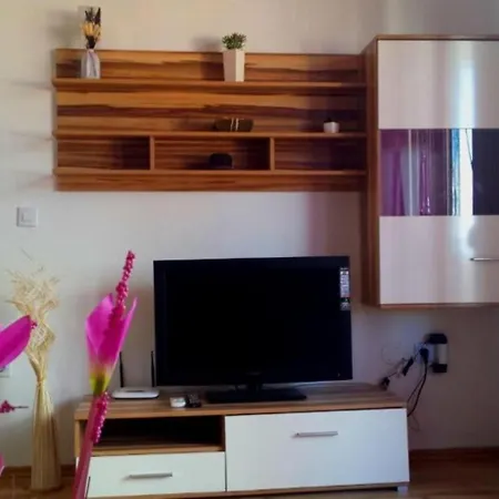 Sarita 2 Makarska
