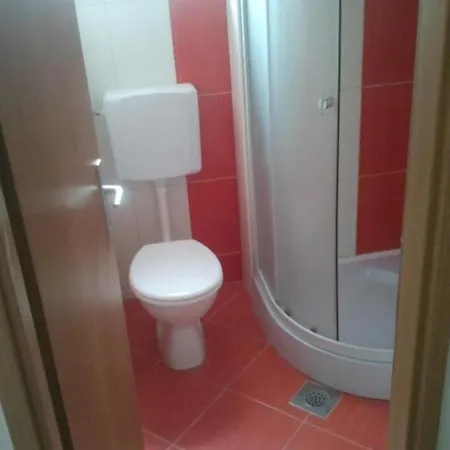 Sarita 2 * Makarska